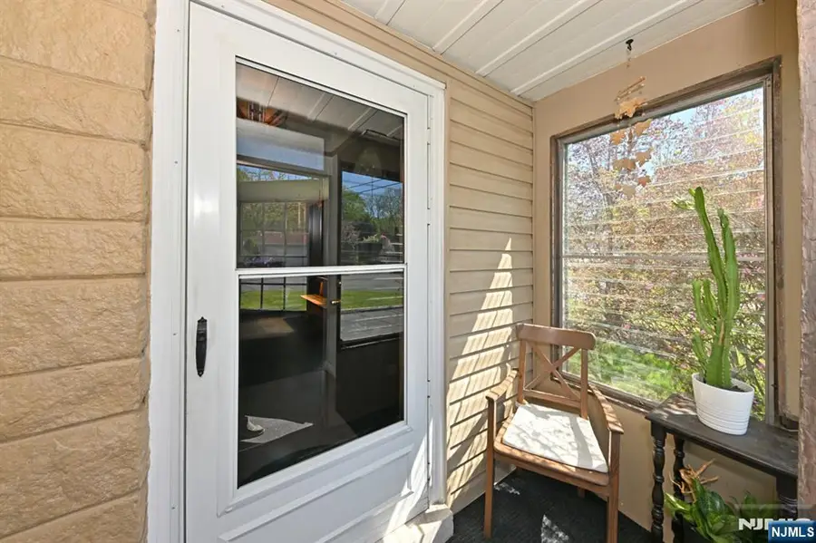 14 Emwood Drive, Emerson, NJ 07630 - #2