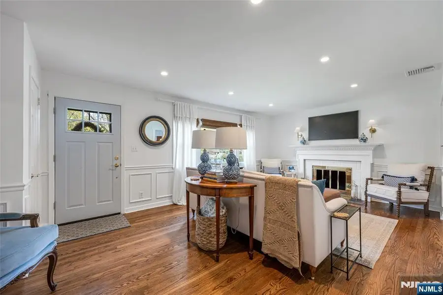 280 Eldon Court, Ridgewood, NJ 07450 - #3