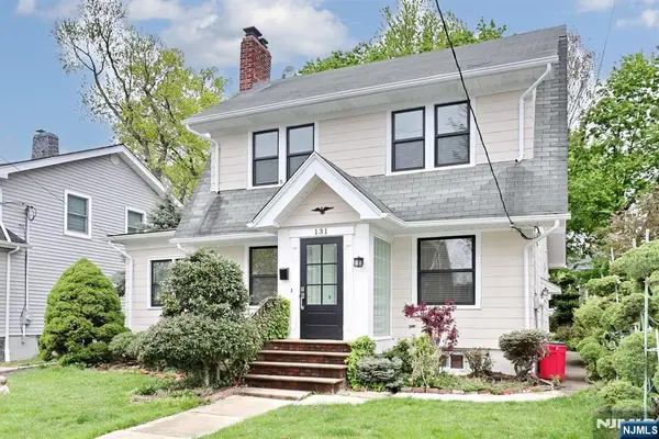 131 Highwood Avenue, Leonia, NJ 07605