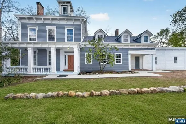 142 Island Road, Mahwah, NJ 07430