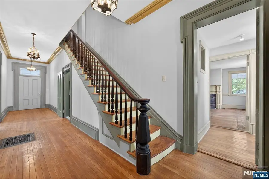 142 Island Road, Mahwah, NJ 07430 - #3