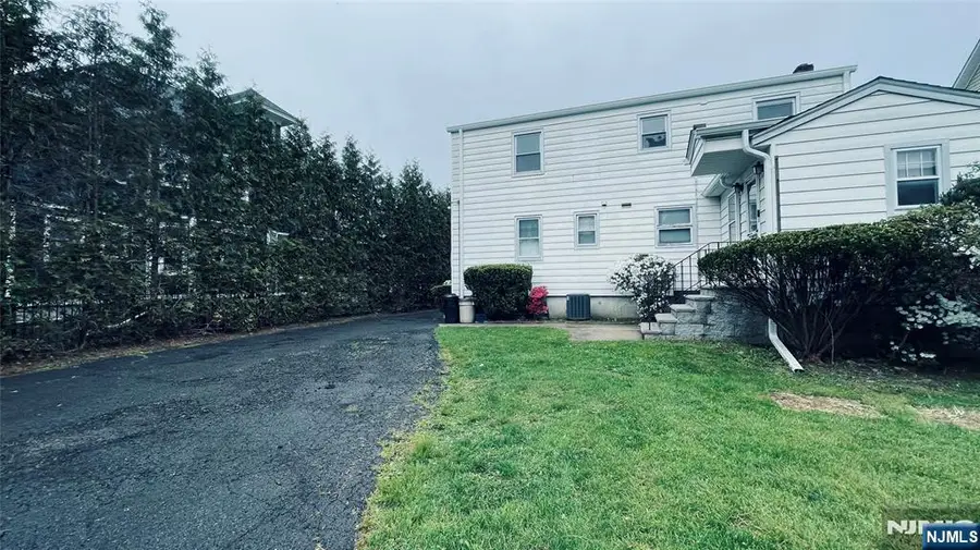 86 Walnut Street, Ridgewood, NJ 07450 - #2