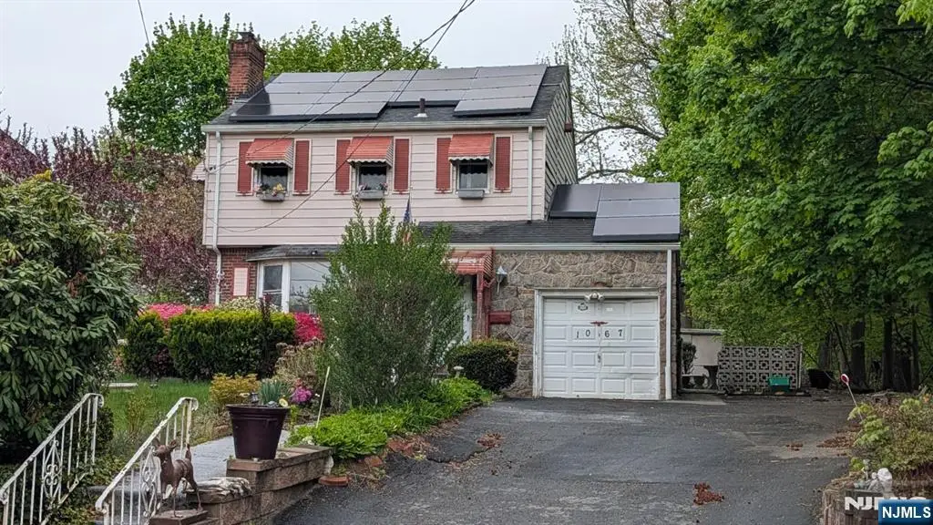 1067 Julia Street, Teaneck, NJ 07666 - #1