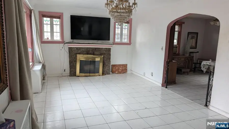 1067 Julia Street, Teaneck, NJ 07666 - #2