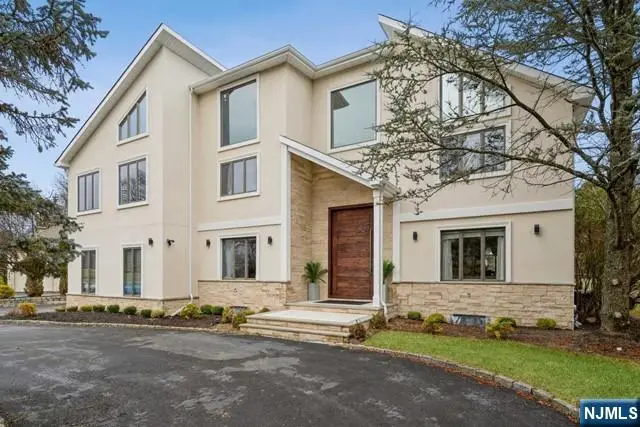 15 Fox Run, North Caldwell, NJ 07006 - #2