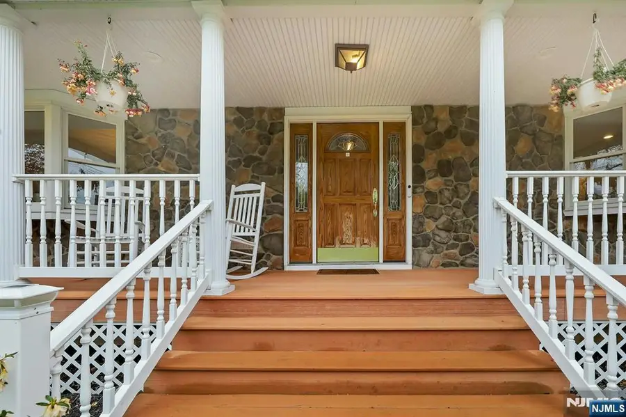 81 Chestnut Street, Allendale, NJ 07401 - #3