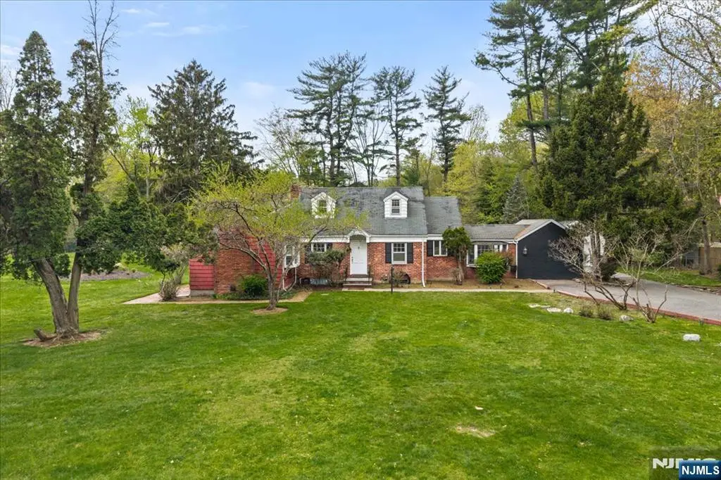 452 Harriot Avenue, Harrington Park, NJ 07640 - #1