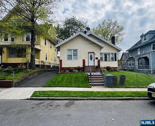 44 Scheerer Avenue, Newark, NJ 07112 - #1