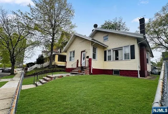 44 Scheerer Avenue, Newark, NJ 07112 - #3