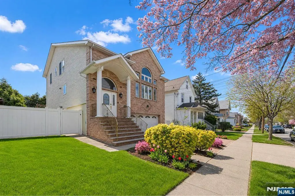 536 2nd Avenue, Lyndhurst, NJ 07071 - #1