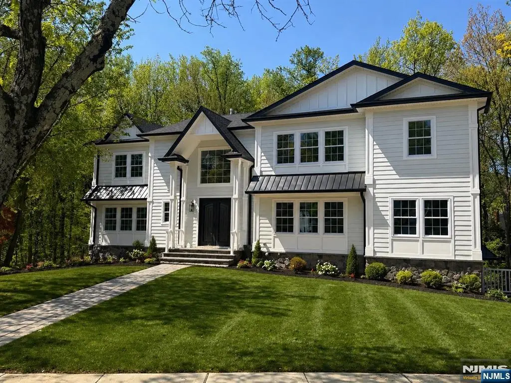 81 Eastbrook Drive, River Edge, NJ 07661 - #1