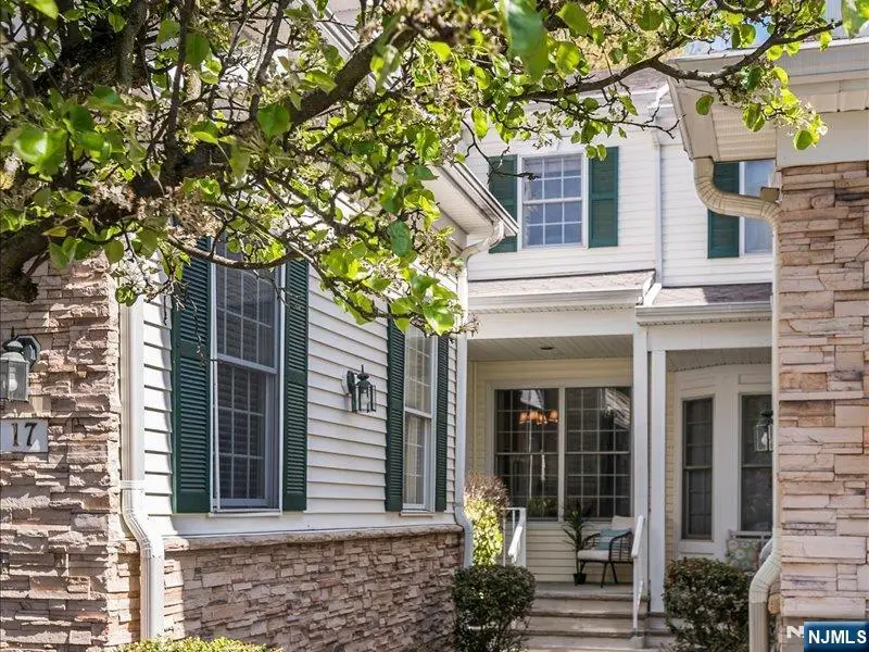 17 Pacio Court 2017, Roseland, NJ 07068 - #2