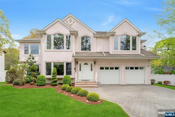 27 Highland Avenue, Demarest, NJ 07627