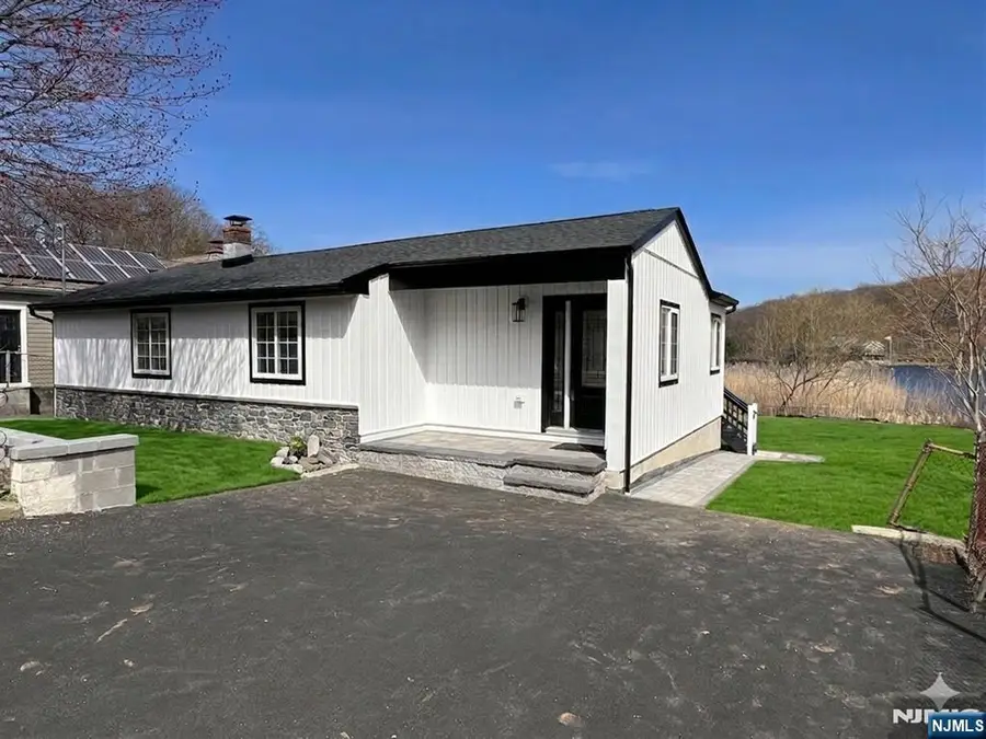 502 Otterhole Road, West Milford, NJ 07480 - #3