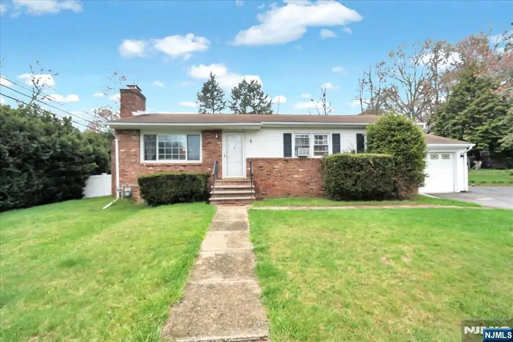 1 Sanders Court, West Milford, NJ 07480 - #1