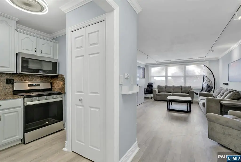 2000 Linwood Avenue 4P, Fort Lee, NJ 07024 - #1