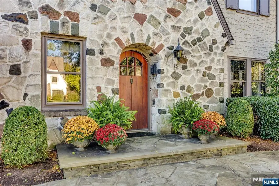 13 Ferncliff Terrace, Glen Ridge, NJ 07028 - #3