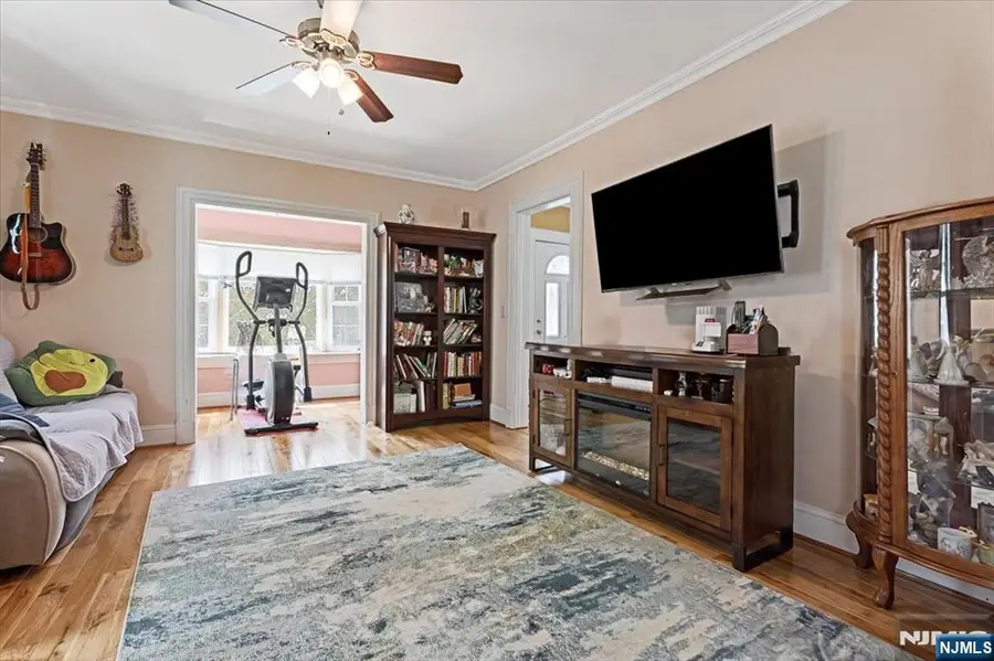 21 Grant Avenue, Roselle Park, NJ 07204 - #3