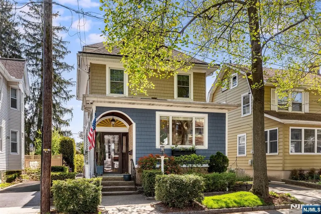 27 Edgewood Road, Bloomfield, NJ 07003 - #1
