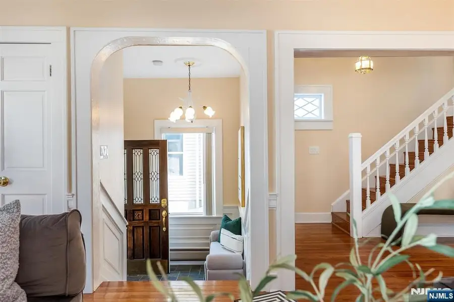 27 Edgewood Road, Bloomfield, NJ 07003 - #2