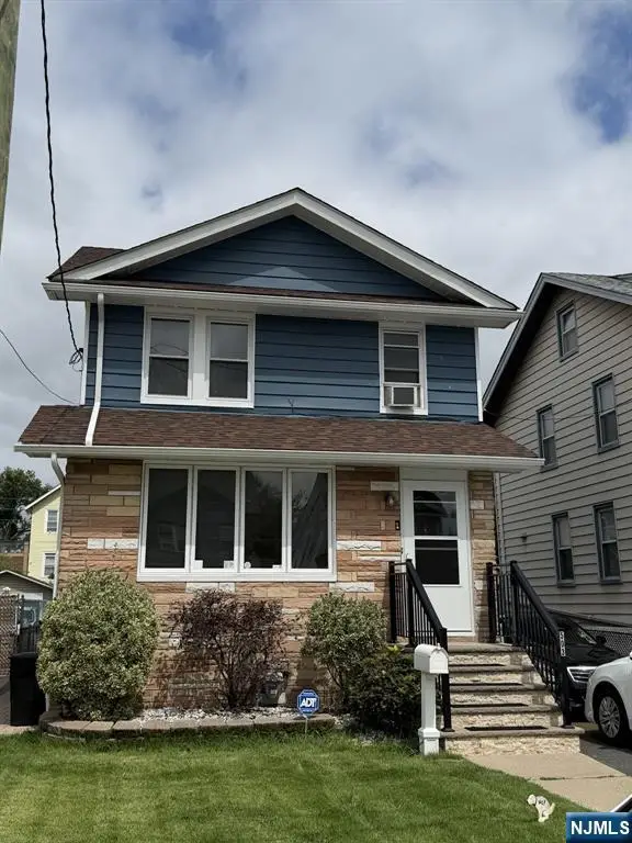 503 6th Avenue, Lyndhurst, NJ 07071