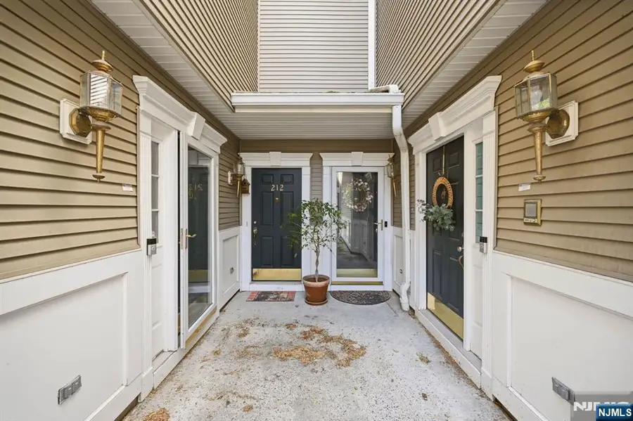 212 Riverwalk Way L127, Clifton, NJ 07014 - #3