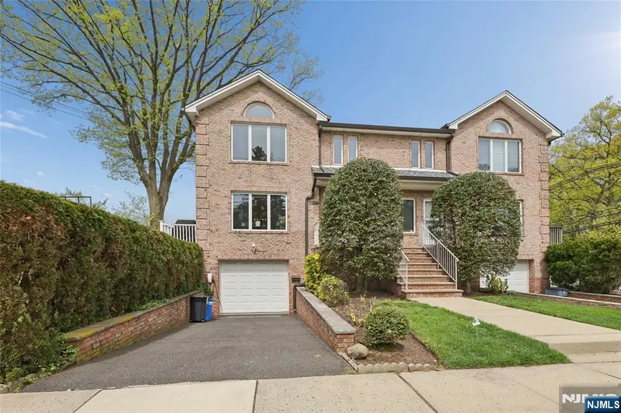 1435 14th Street, Fort Lee, NJ 07024 - #2