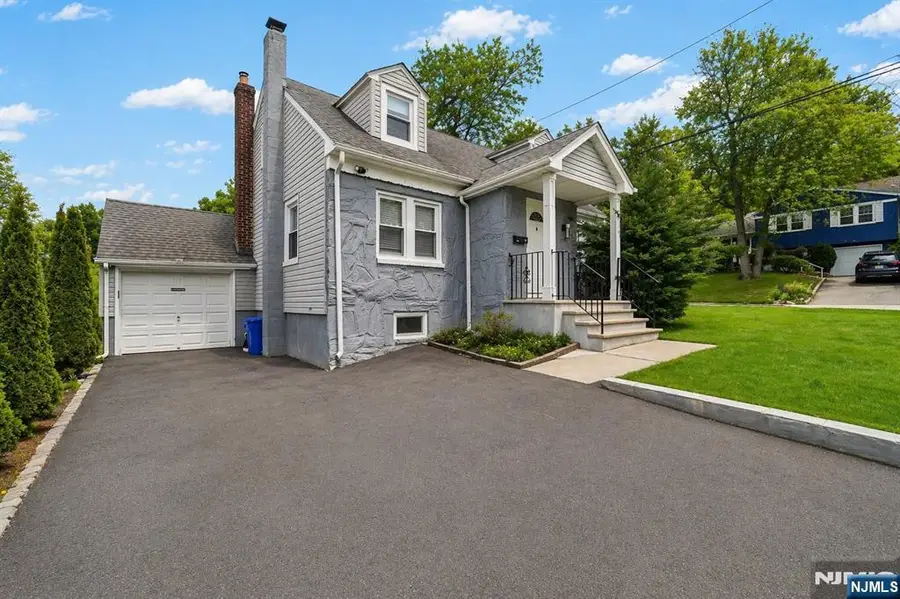 19 Elmwood, West Orange, NJ 07052 - #3