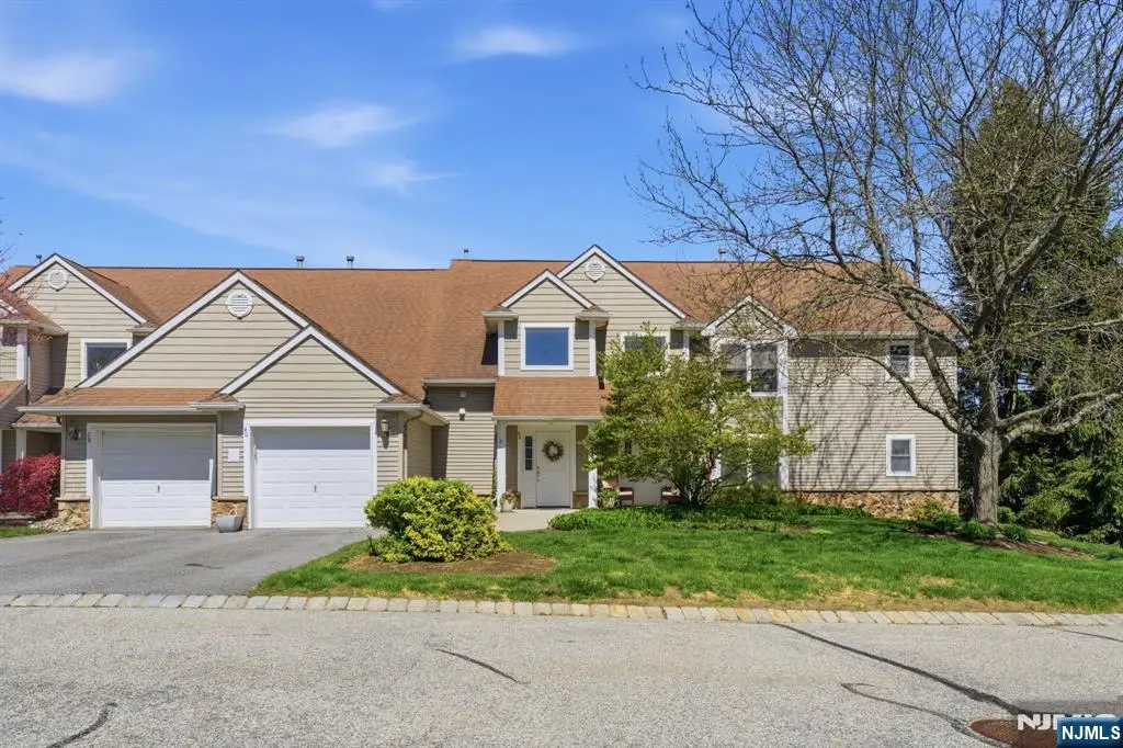 38 Bourne Circle, Hardyston, NJ 07419 - #1