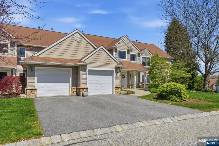 38 Bourne Circle, Hardyston, NJ 07419 - #2