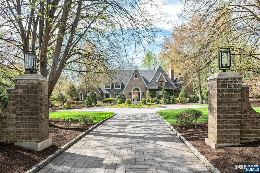 14 Eckert Farm Road, Saddle River, NJ 07458 - #2