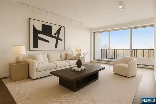 3 Horizon, Fort Lee, NJ 07024