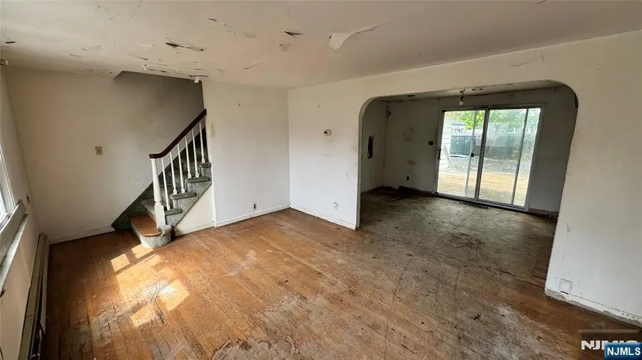 69 Lincoln Avenue, Elmwood Park, NJ 07407 - #2