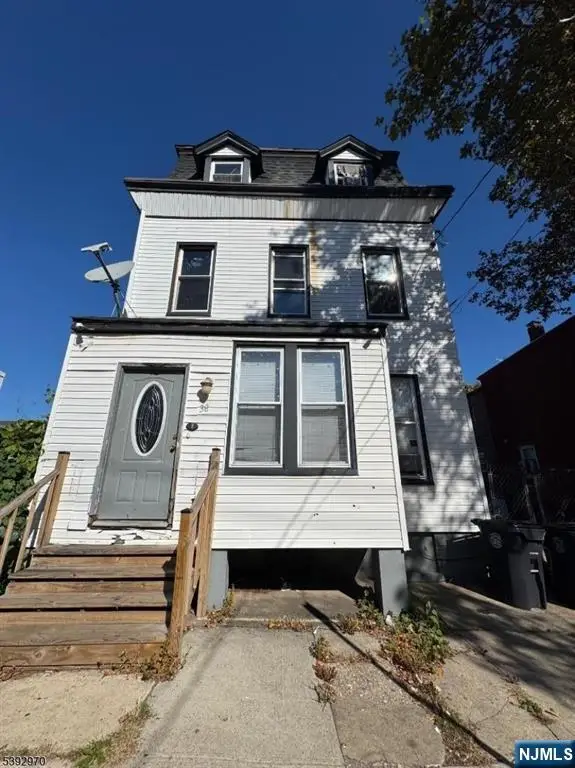 38 Emmet Street, Newark, NJ 07114