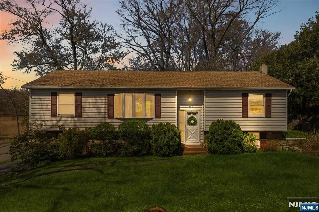 400 Lake Shore Drive, Upper Greenwood Lake, NJ 07421 - #1