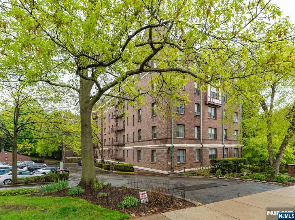 100 E Palisade Avenue B22, Englewood, NJ 07631 - #1