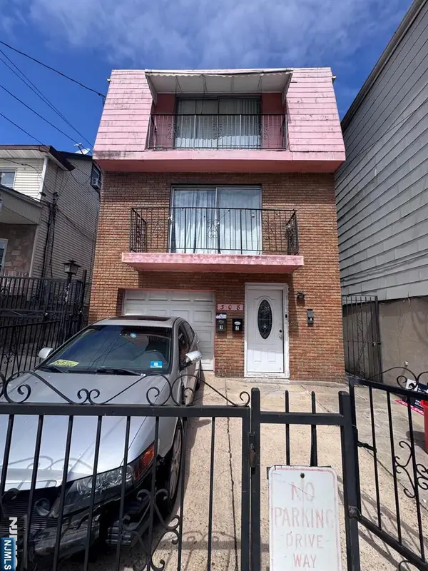 308 5th Street, Union City, NJ 07087