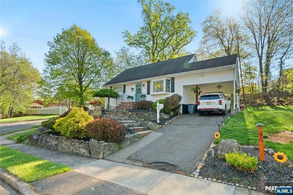 46 Pershing Place, Woodland Park, NJ 07424 - #1