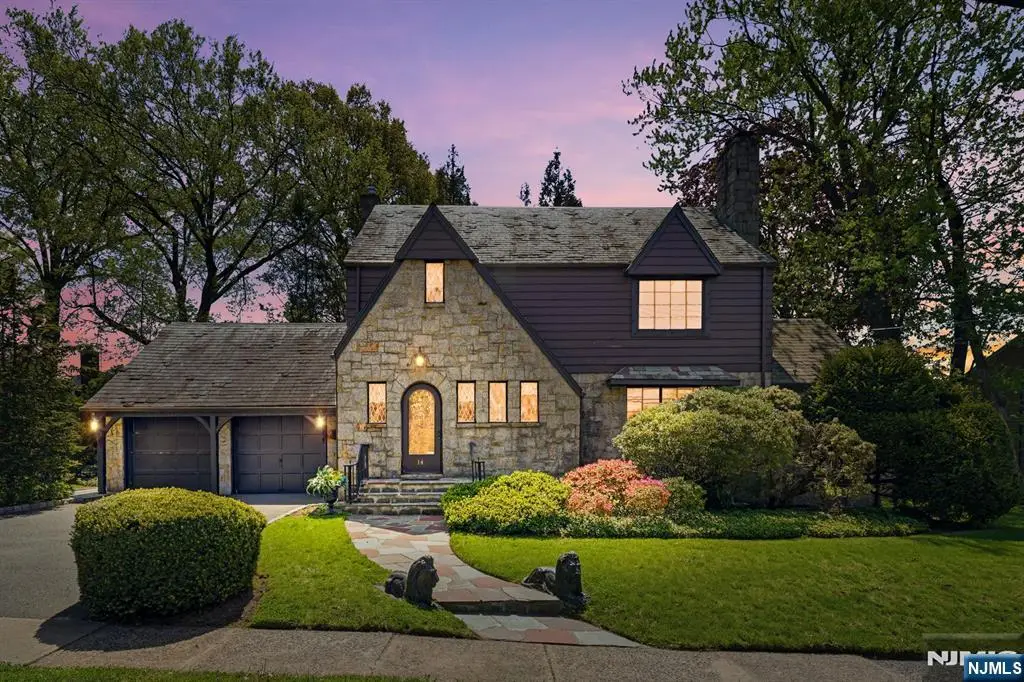 14 Elmwood Terrace, Elmwood Park, NJ 07407 - #1