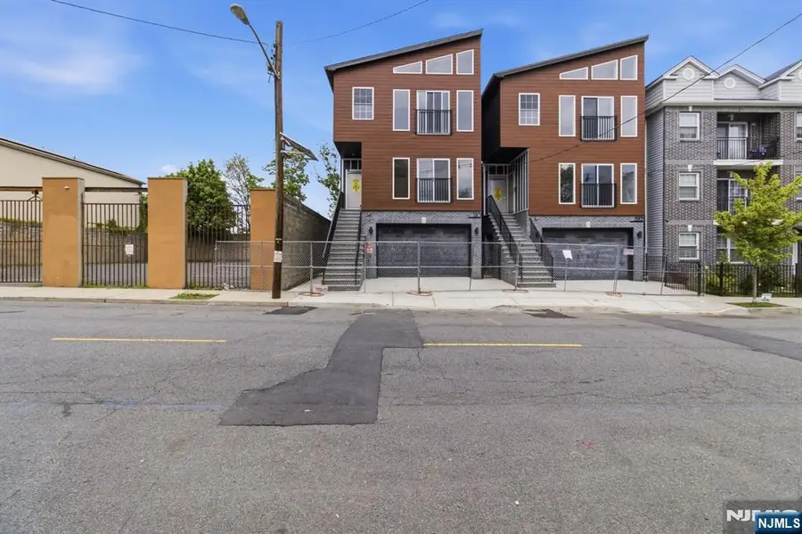 510 S 15th, Newark, NJ 07103 - #3