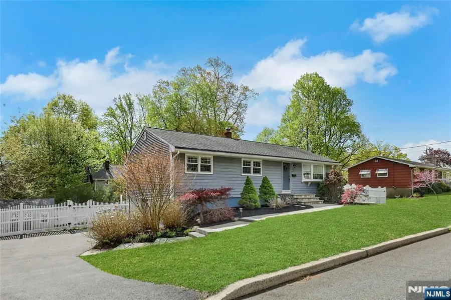 7 S 1st Street, Park Ridge, NJ 07656 - #3