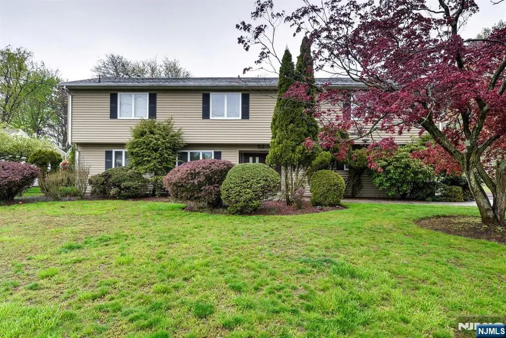 52 Ashburn Road, Wayne, NJ 07470 - #1