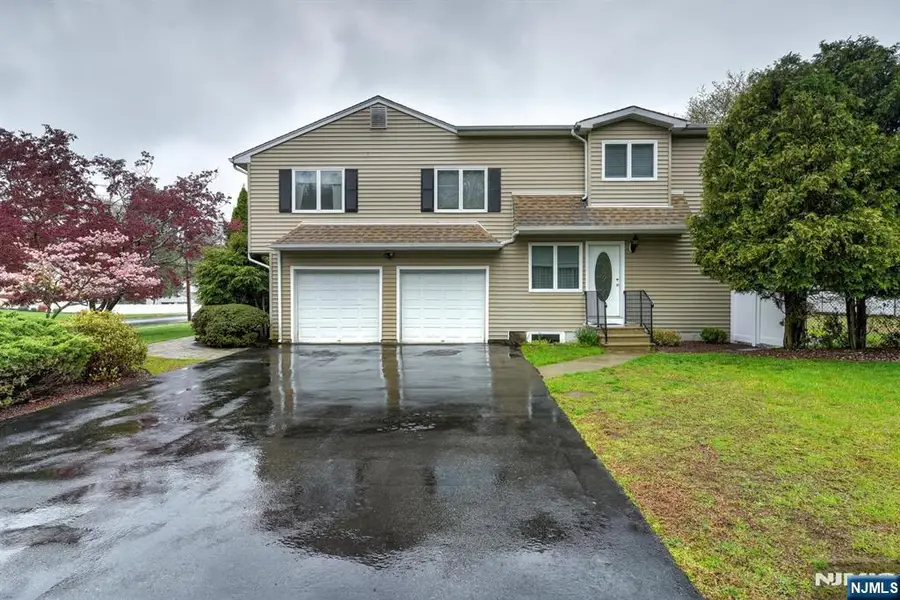 52 Ashburn Road, Wayne, NJ 07470 - #2
