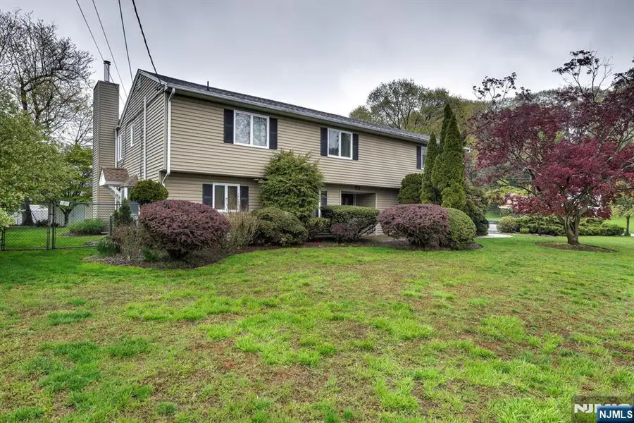 52 Ashburn Road, Wayne, NJ 07470 - #3
