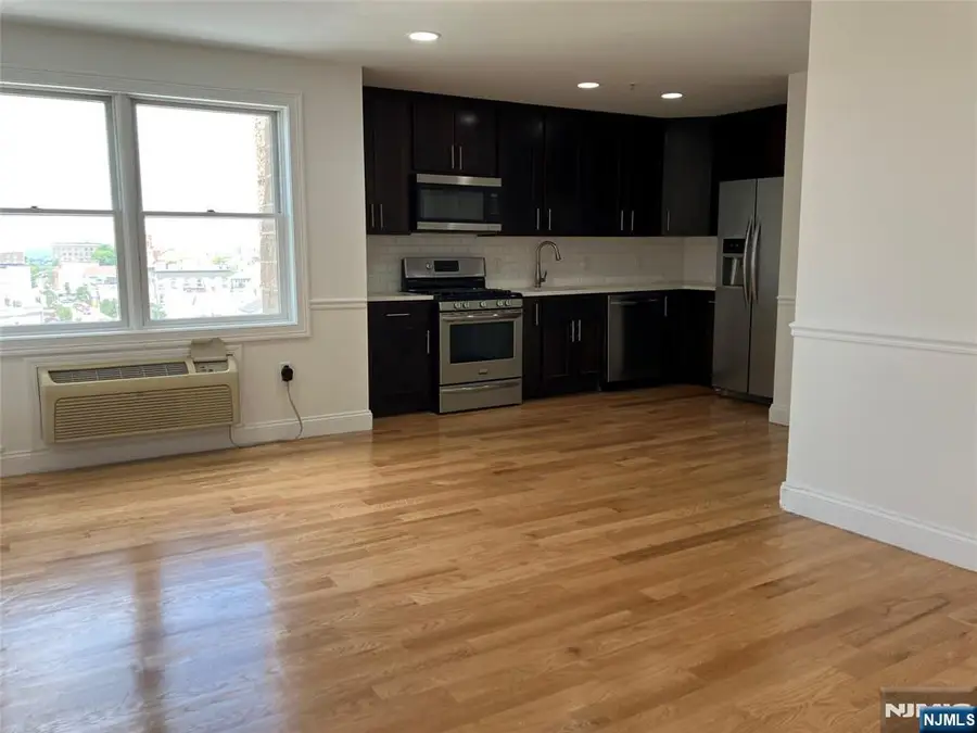 315 7th Street 602, Union City, NJ 07087 - #3