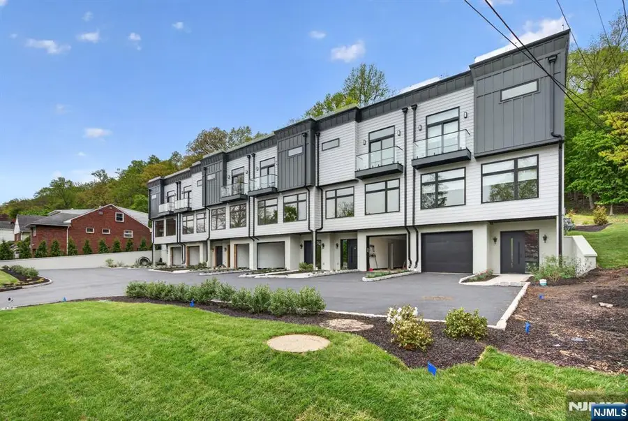 522 Valley Road 2, Clifton, NJ 07013 - #3
