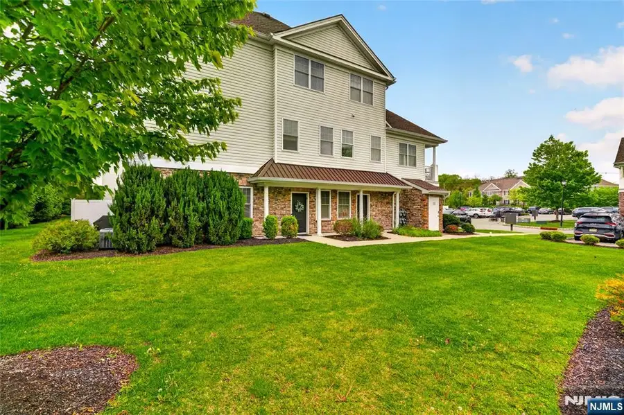 58 Elston Court, Haskell, NJ 07420 - #3