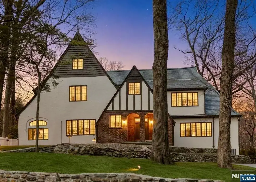 400 Heights Road, Ridgewood, NJ 07450 - #1