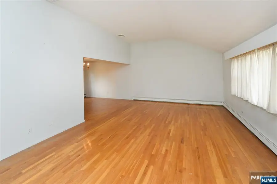5-10 Dorothy Street, Fair Lawn, NJ 07410 - #3