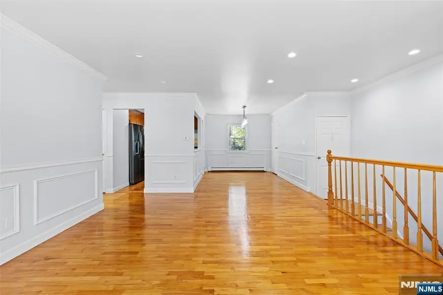 4D Lakeview 4D, Leonia, NJ 07605 - #3